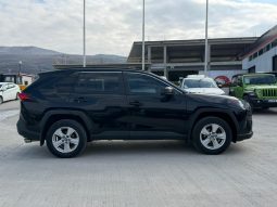 
										TOYOTA RAV-4 full									