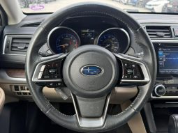 
										Subaru Outback full									