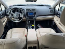 
										Subaru Outback full									