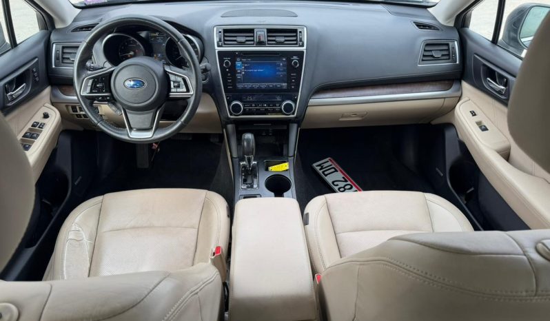 
								Subaru Outback full									