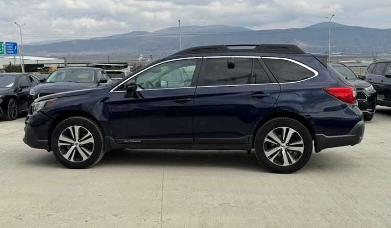 
								Subaru Outback full									