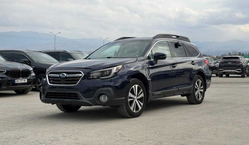 
								Subaru Outback full									