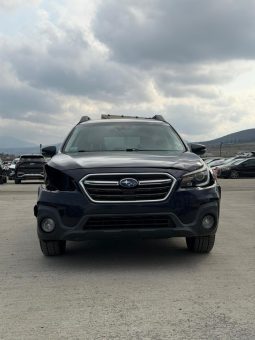 
										Subaru Outback full									