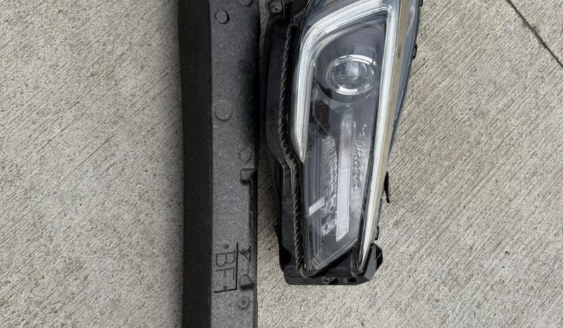 
								Subaru Outback full									