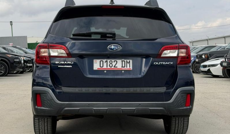 
								Subaru Outback full									
