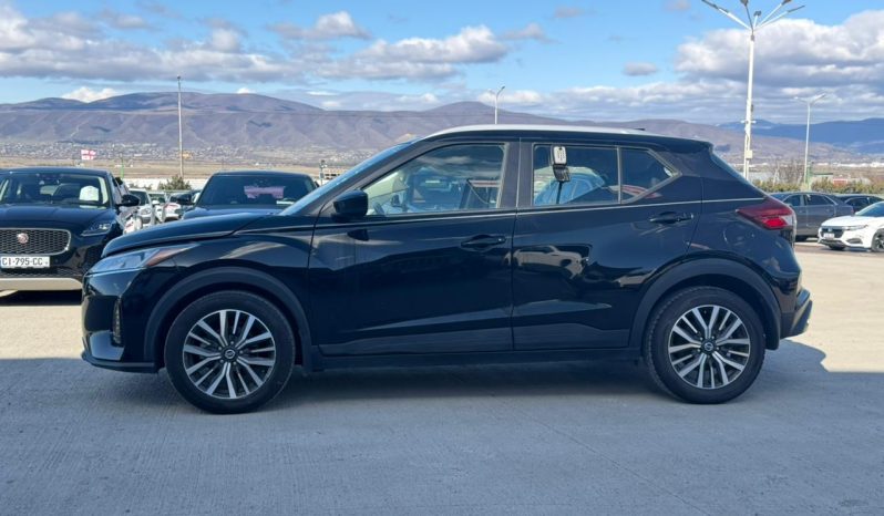 
								Nissan Kicks full									