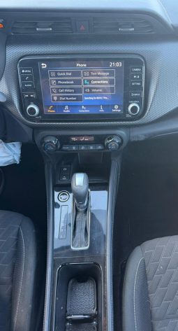 
										Nissan Kicks full									