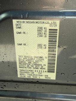 
										2019 Nissan Leaf full									