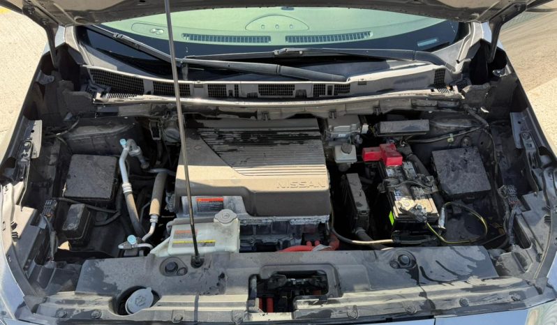 
								2019 Nissan Leaf full									