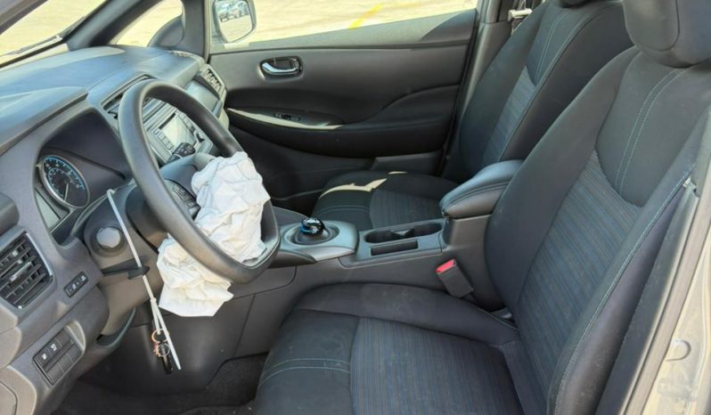 
								2019 Nissan Leaf full									