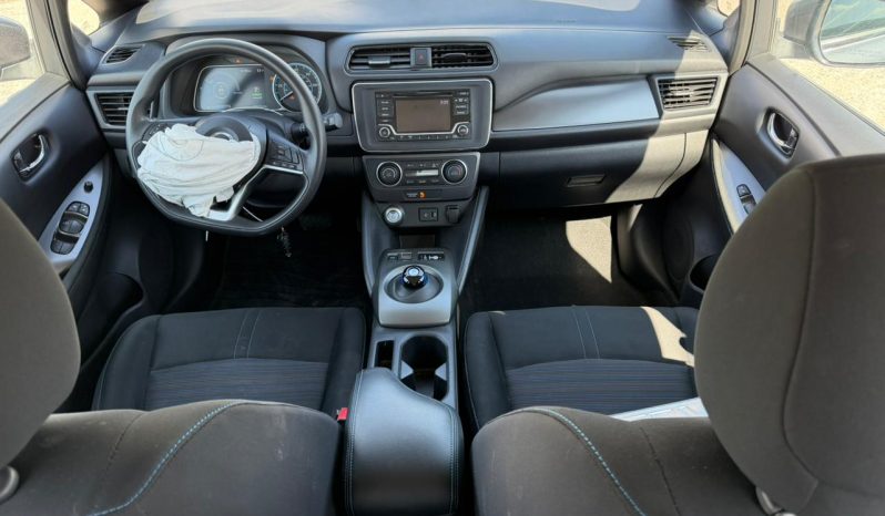 
								2019 Nissan Leaf full									