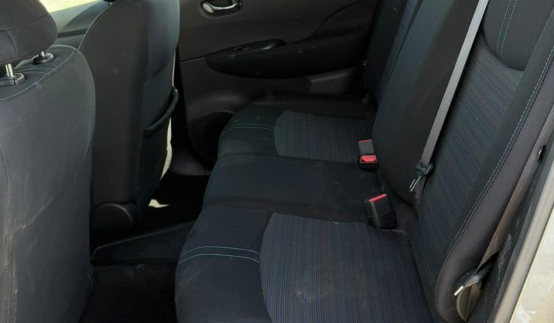 
								2019 Nissan Leaf full									