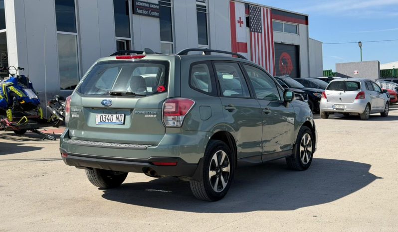 
								Subaru Forester full									
