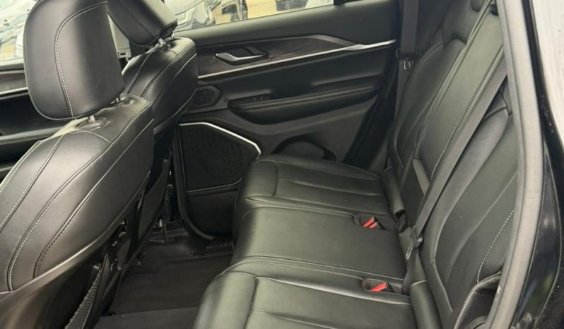 
								Jeep Grand Cherokee full									