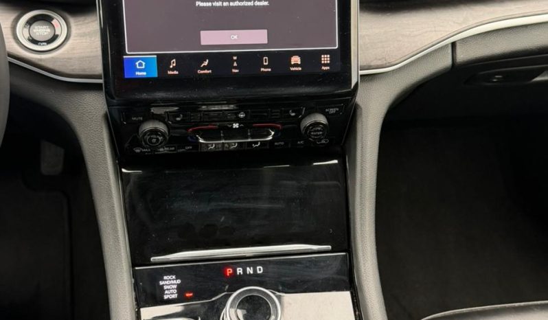 
								Jeep Grand Cherokee full									