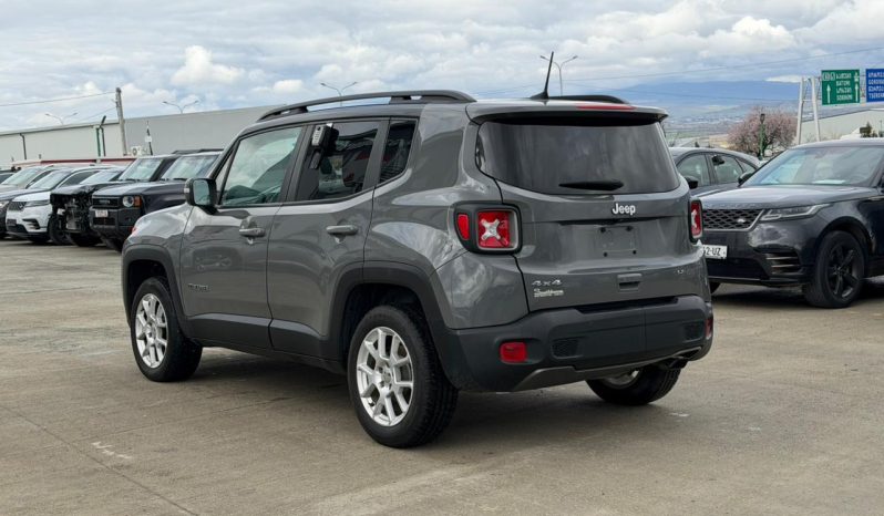 
								Jeep Renegade full									