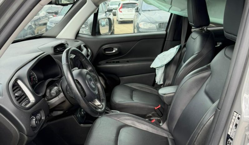 
								Jeep Renegade full									