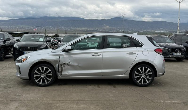 
								HYUNDAI ELANTRA GT full									