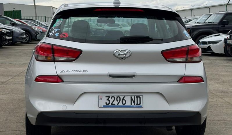 
								HYUNDAI ELANTRA GT full									