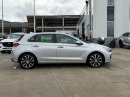 
										HYUNDAI ELANTRA GT full									