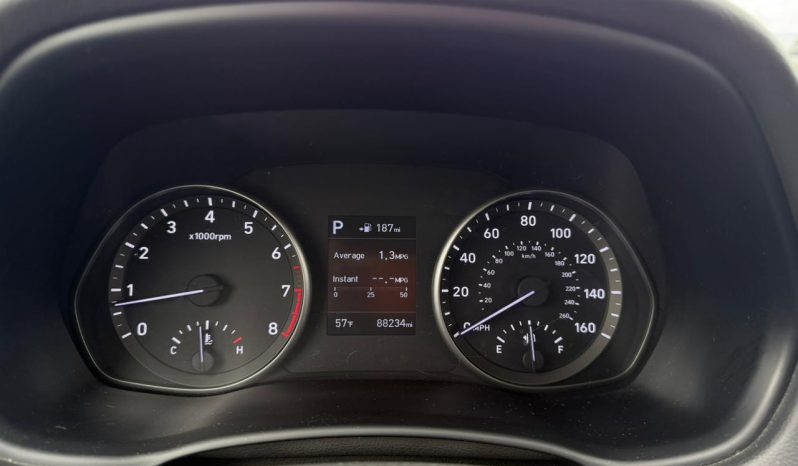 
								HYUNDAI ELANTRA GT full									