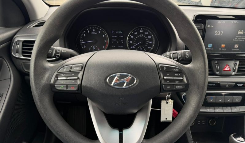 
								HYUNDAI ELANTRA GT full									