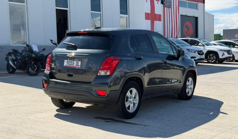 
								Chevrolet Trax full									