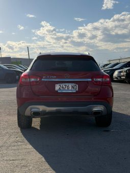 
										MERCEDES-BENZ GLA 250 full									