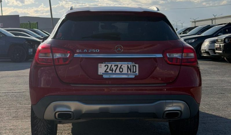 
								MERCEDES-BENZ GLA 250 full									