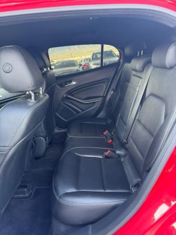 
										MERCEDES-BENZ GLA 250 full									