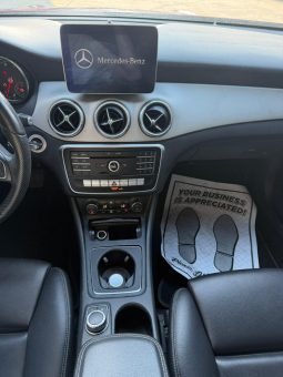 
										MERCEDES-BENZ GLA 250 full									