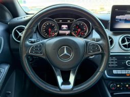 
										MERCEDES-BENZ GLA 250 full									
