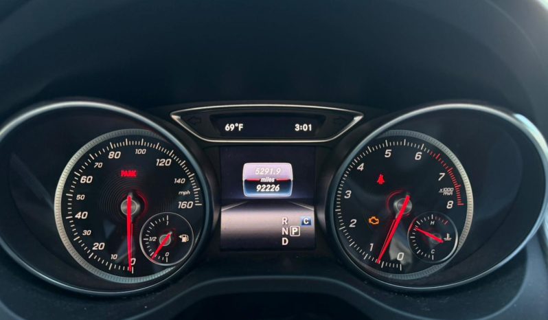 
								MERCEDES-BENZ GLA 250 full									