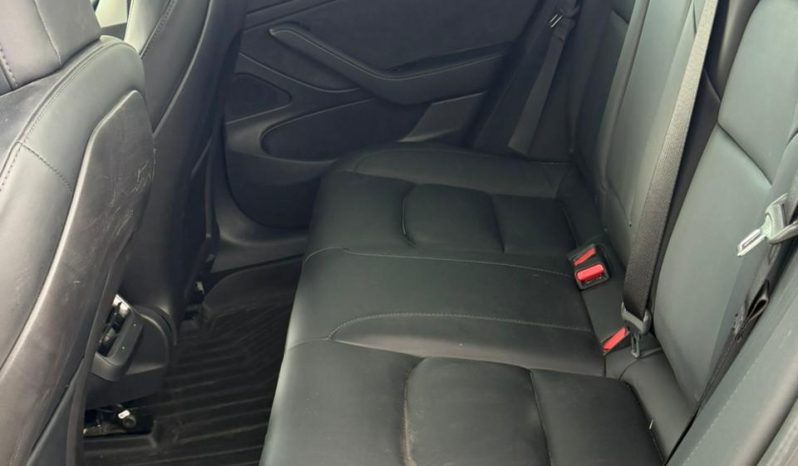 
								Tesla MODEL 3 full									