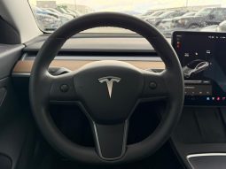 
										Tesla MODEL 3 full									