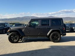 
										2020 Jeep Wrangler full									