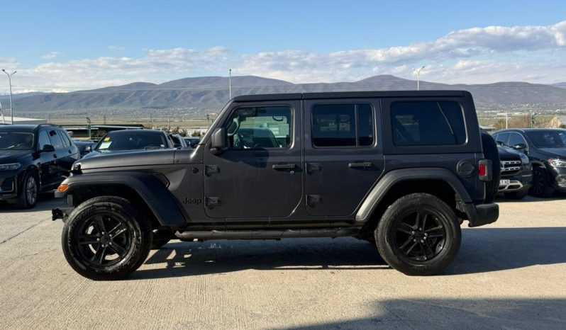
								2020 Jeep Wrangler full									