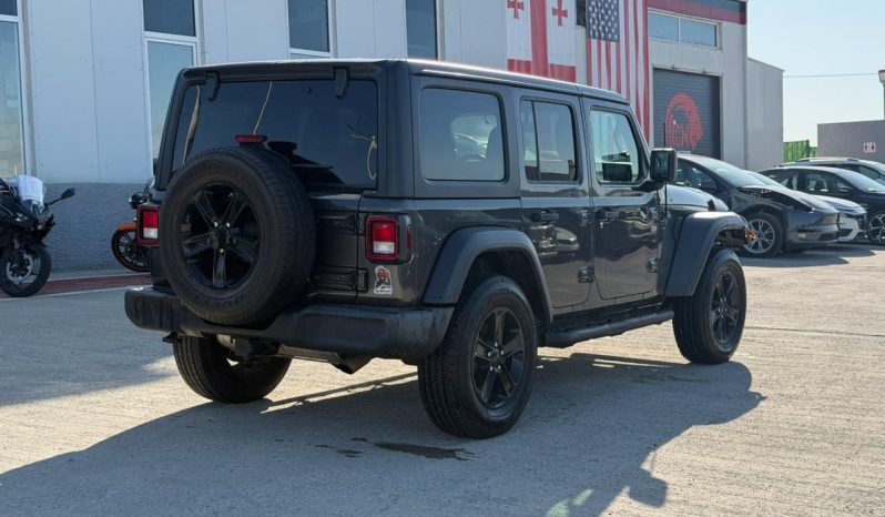 
								2020 Jeep Wrangler full									
