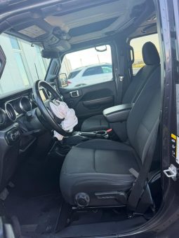 
										2020 Jeep Wrangler full									