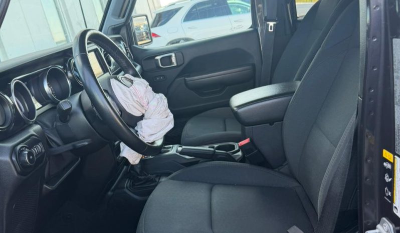 
								2020 Jeep Wrangler full									