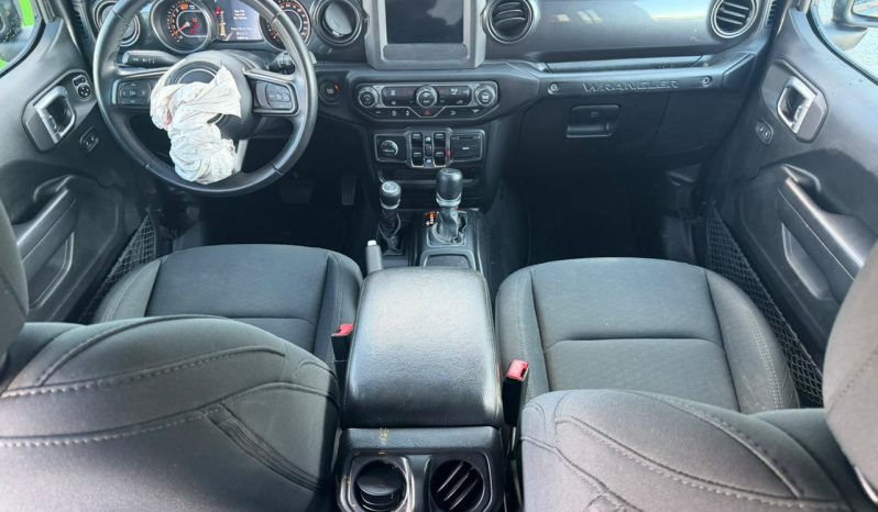 
								2020 Jeep Wrangler full									