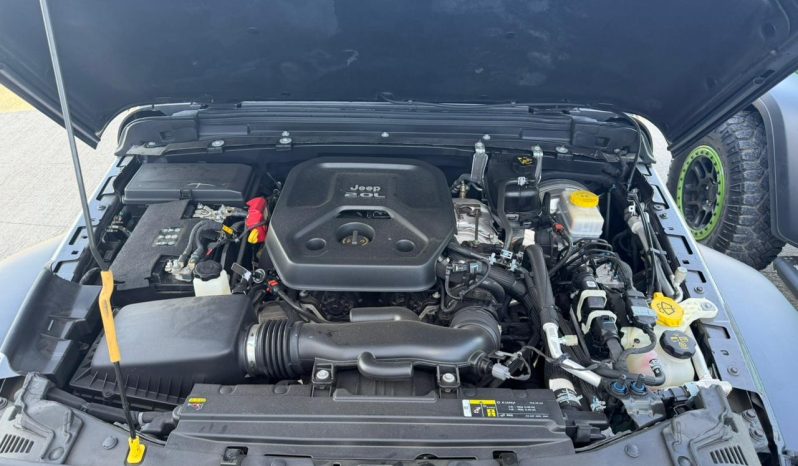 
								2020 Jeep Wrangler full									