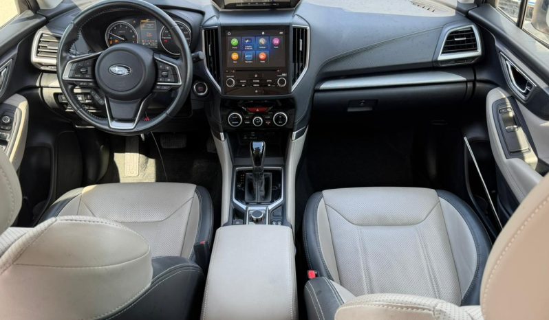 
								Subaru Forester full									