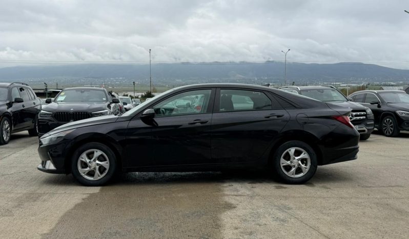 
								HYUNDAI ELANTRA full									