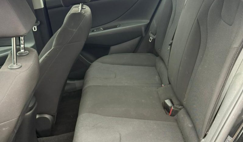 
								HYUNDAI ELANTRA full									