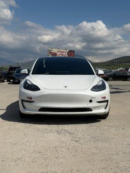 
										TESLA MODEL 3 full									