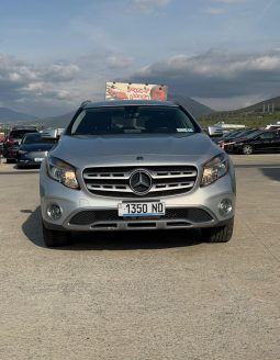 
										MERCEDES-BENZ GLA 250 full									
