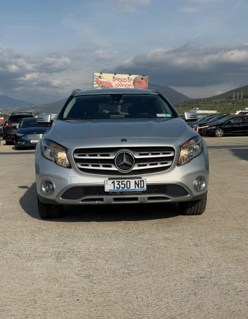 MERCEDES-BENZ GLA 250