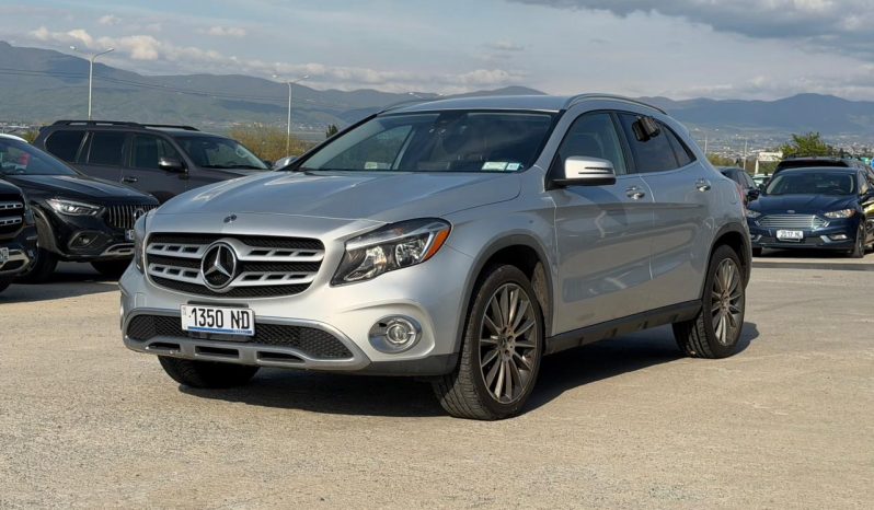 
								MERCEDES-BENZ GLA 250 full									