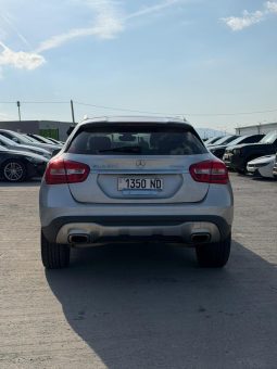 
										MERCEDES-BENZ GLA 250 full									